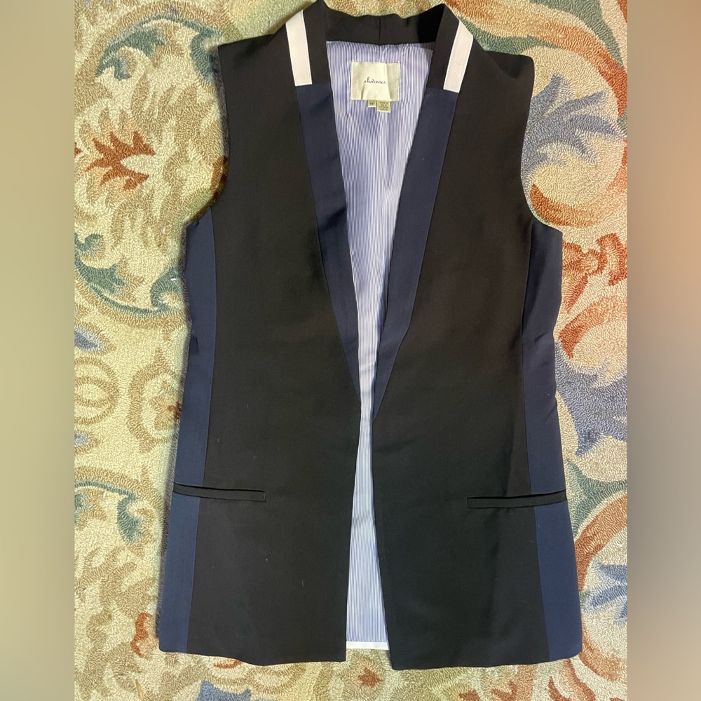 New.Anthropologie Elevenses vest XS.long.Black dark blue and white Fashionable